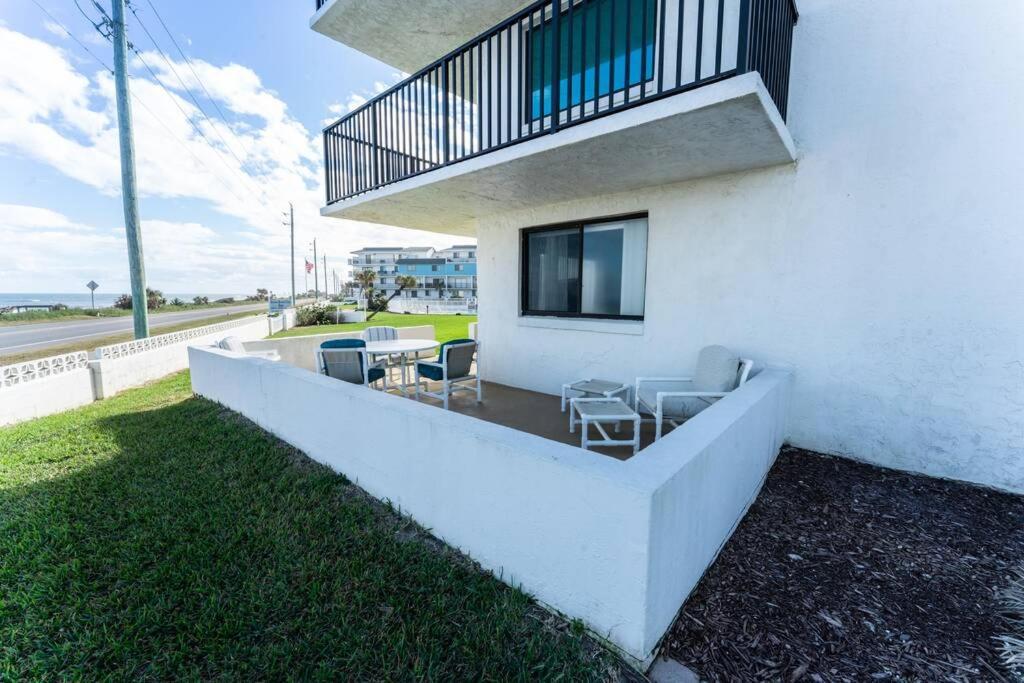 Lovely 2 Bedroom Beachfront Condo Flagler Beach Buitenkant foto